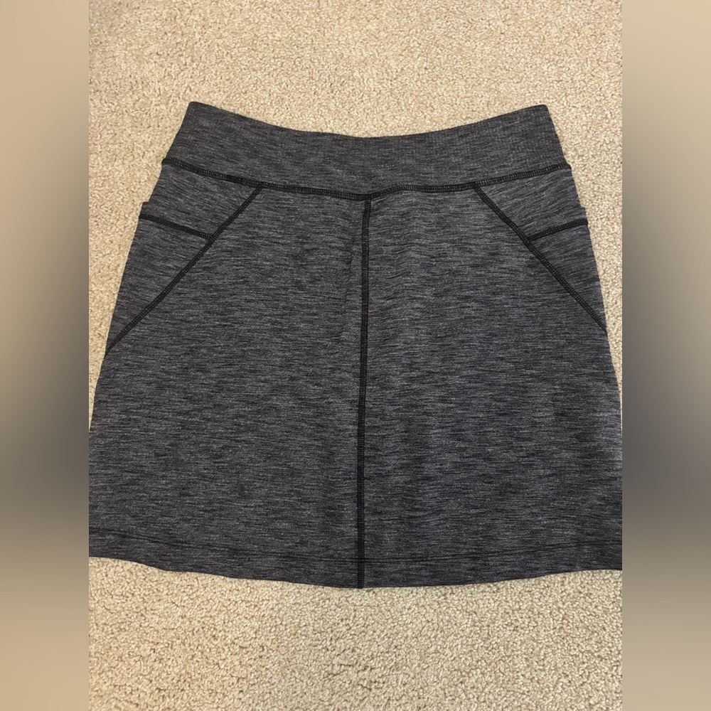 Women’s Athleta Excursion Skort Small Charcoal Gr… - image 6